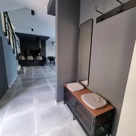 Felicity, Private Pool With Heating And Salt Water لوزينيتس