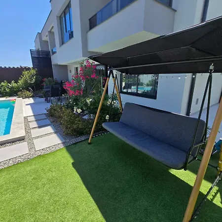 빌라 Felicity, Private Pool With Heating And Salt Water