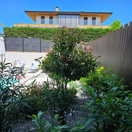 فيلة Felicity, Private Pool With Heating And Salt Water لوزينيتس
