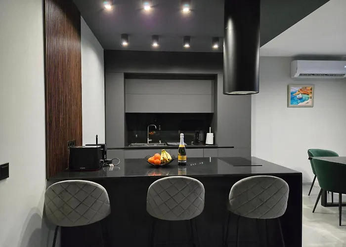 Felicity, Private Pool With Heating And Salt Water Villa