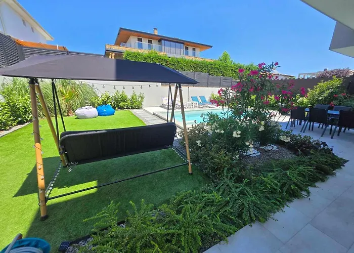 Felicity, Private Pool With Heating And Salt Water *